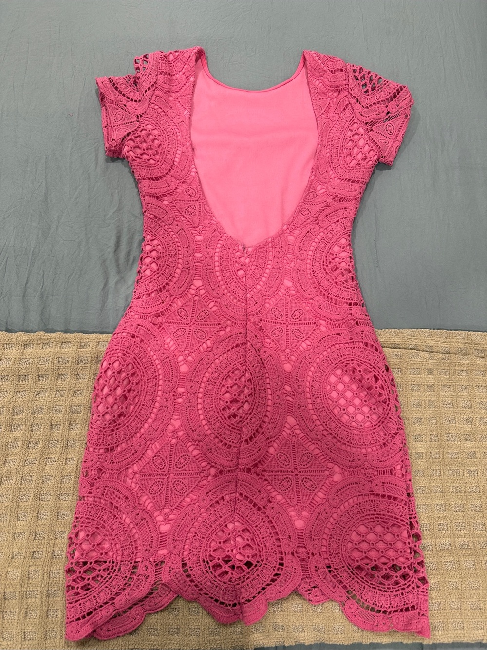 Superdown pink dress
Size S
Very good condition